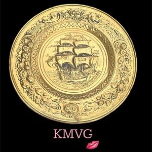 Vintage XL 22.5" D Embossed Brass Decorative Wall Decor Plate Nautical Peerage
